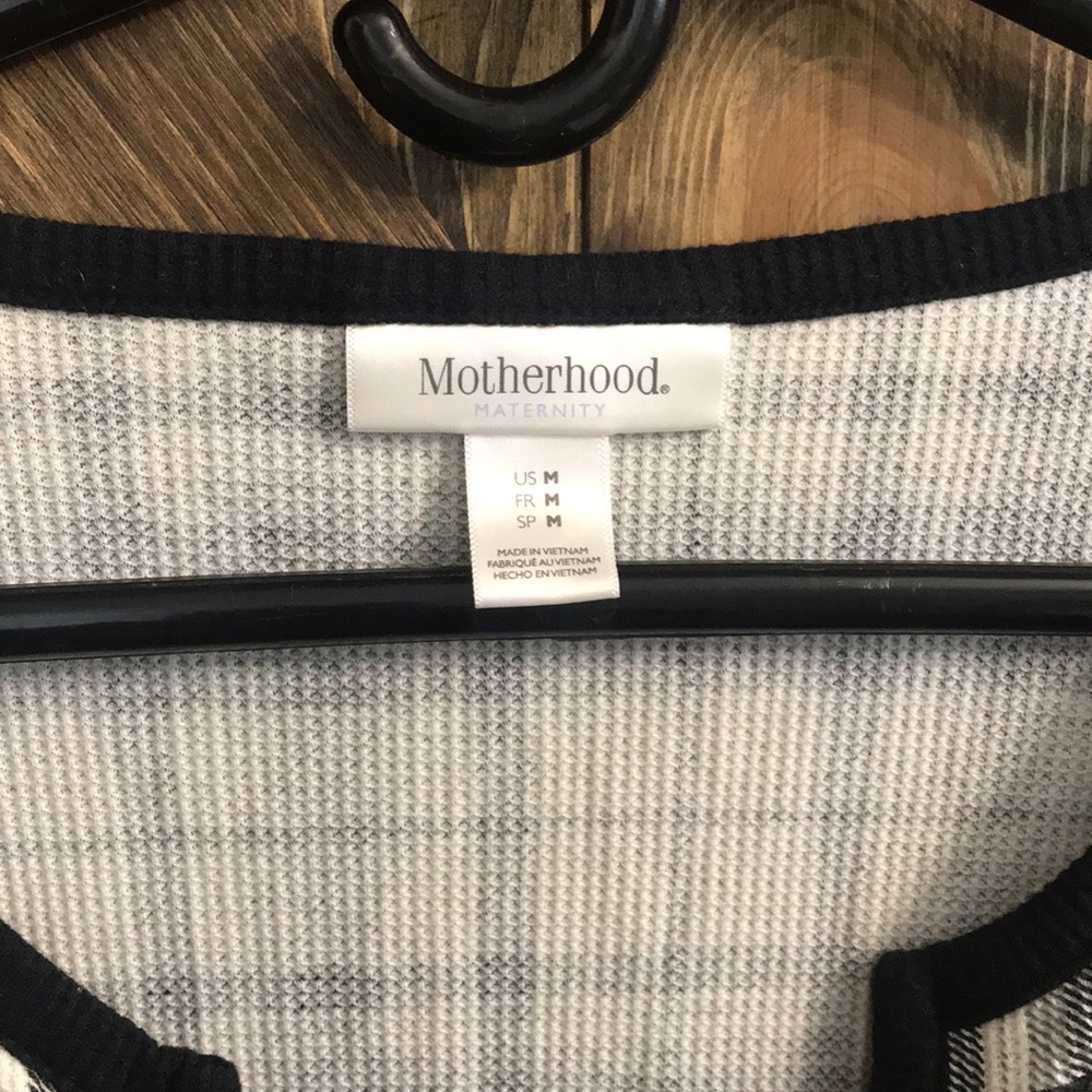 Maternity top - Picture 2 of 3